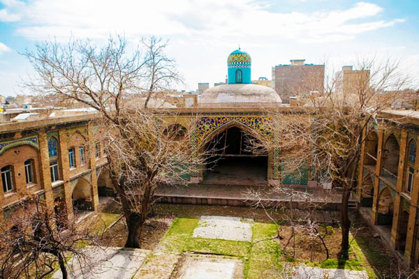 مسجد و مدرسه سردار