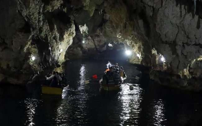 غار در مهاباد